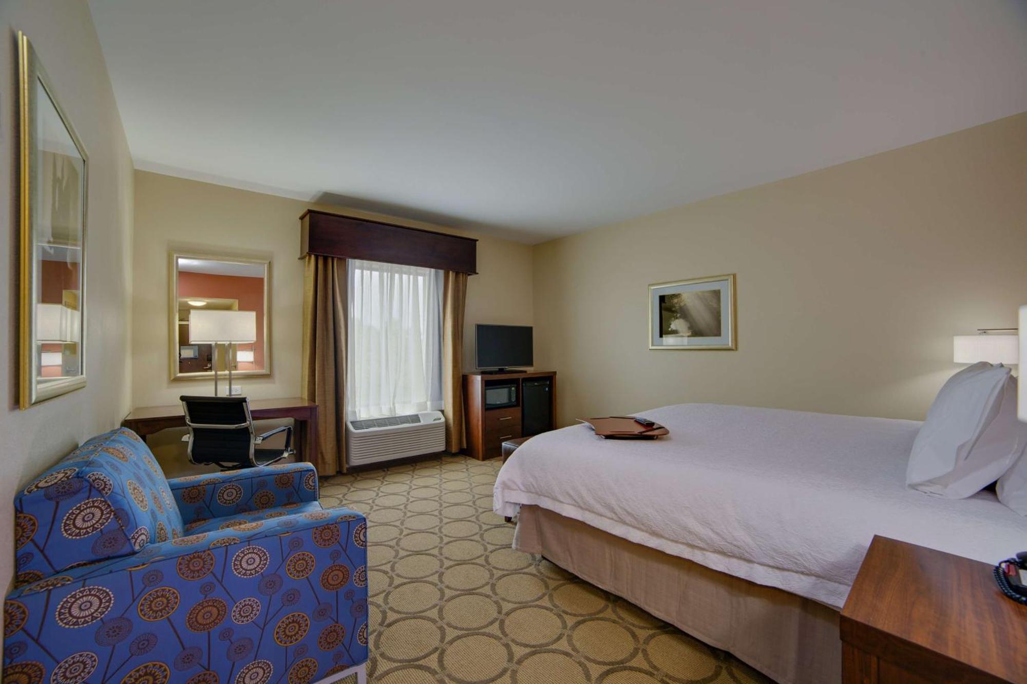 Hampton Inn & Suites Philadelphia/Bensalem Esterno foto