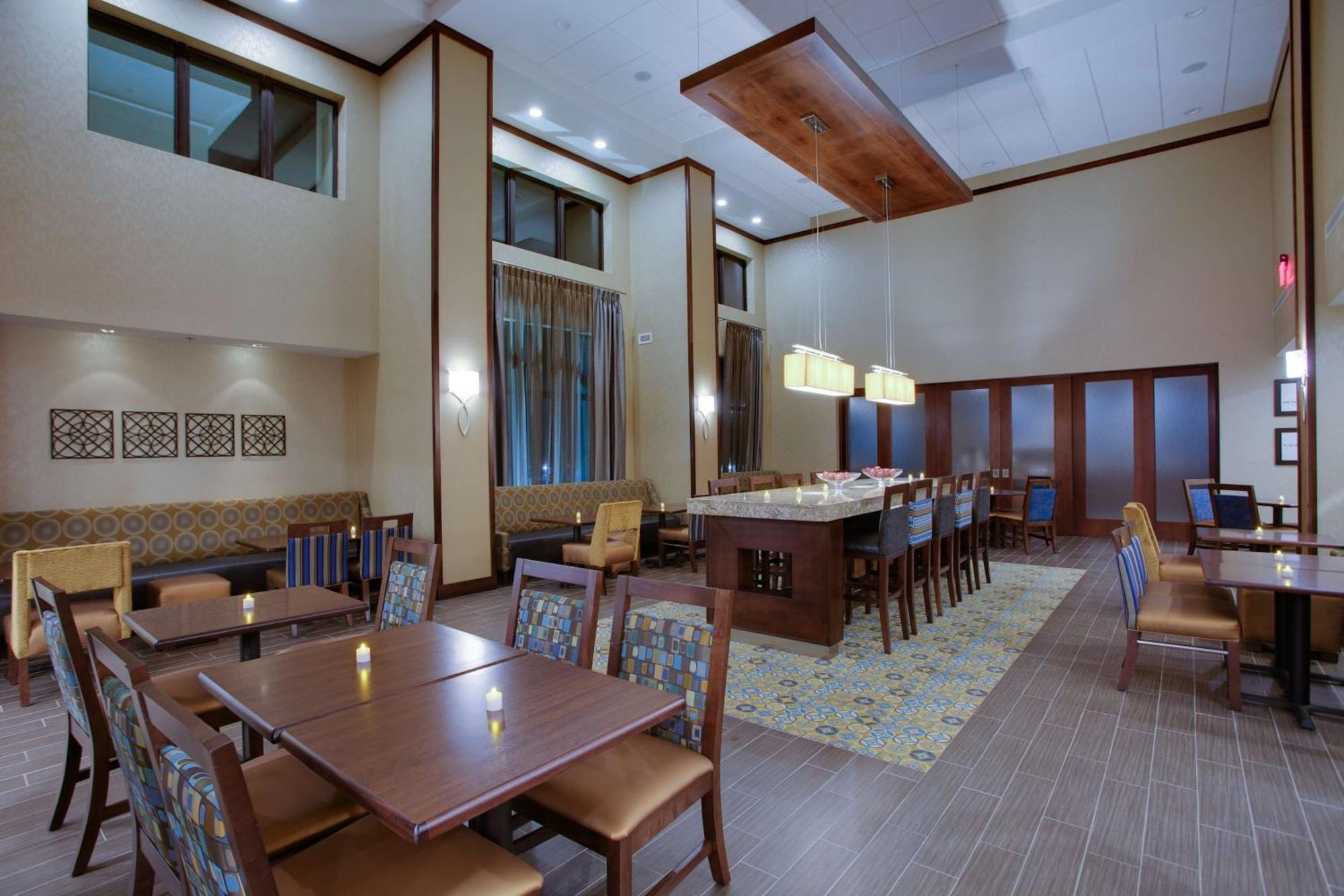 Hampton Inn & Suites Philadelphia/Bensalem Esterno foto