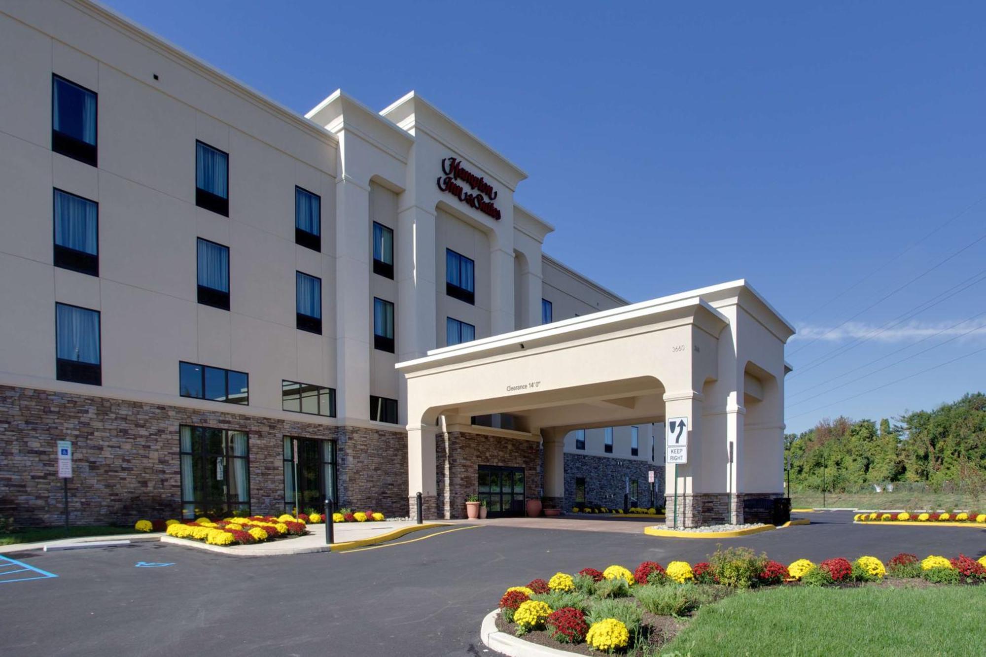 Hampton Inn & Suites Philadelphia/Bensalem Esterno foto