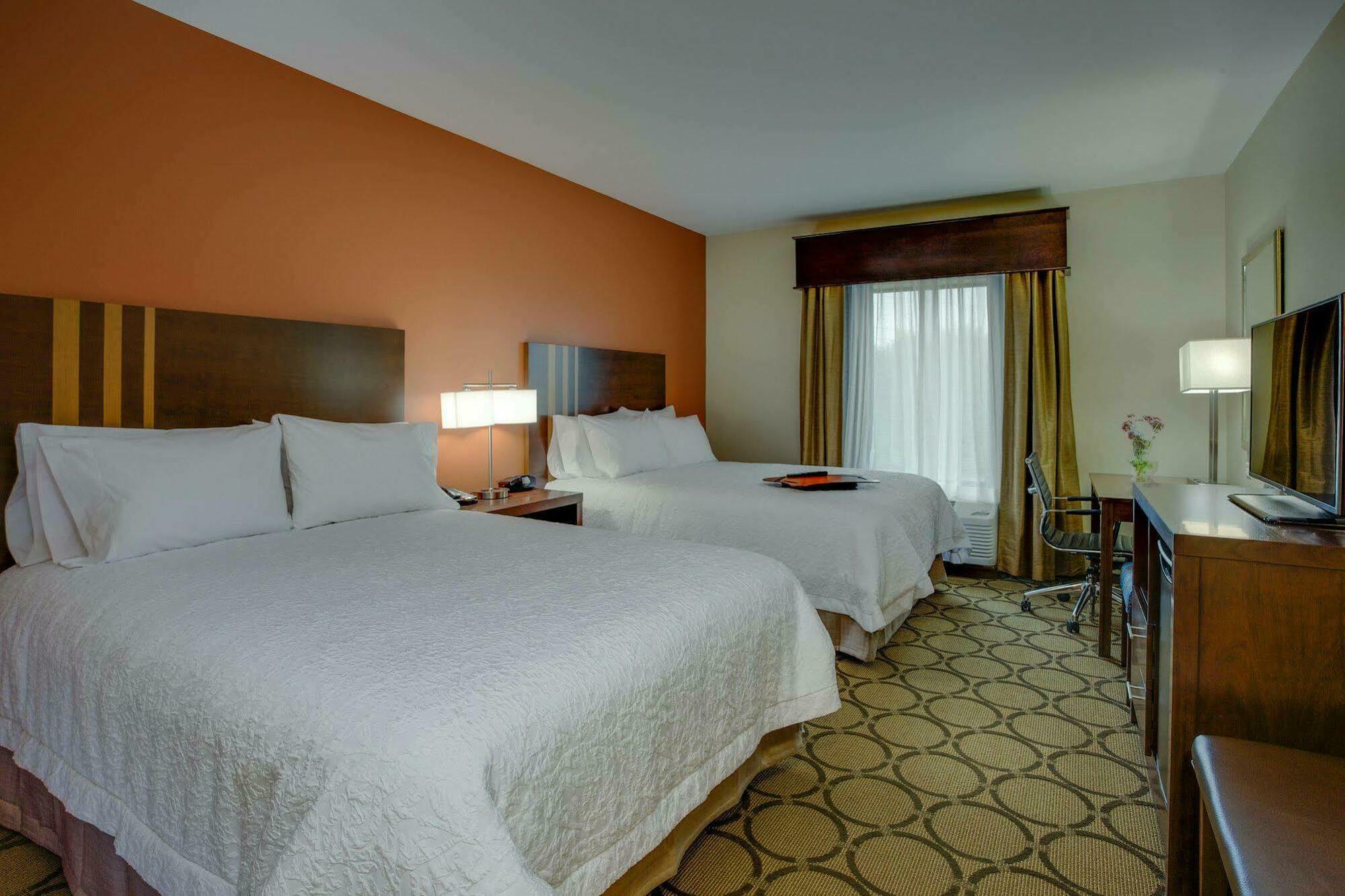 Hampton Inn & Suites Philadelphia/Bensalem Esterno foto